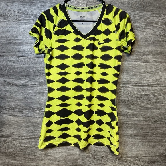 Nike Pro Womens short sleeve active v-neck top, size Medium Running - Picture 1 of 4